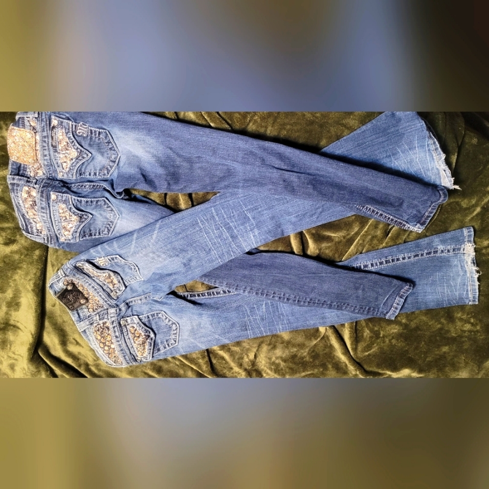 Bundle girls Miss Me jeans size 10